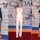 Illustration for article titled Shimmery Gowns and Plunging Necklines at the CFDA Fashion Awards